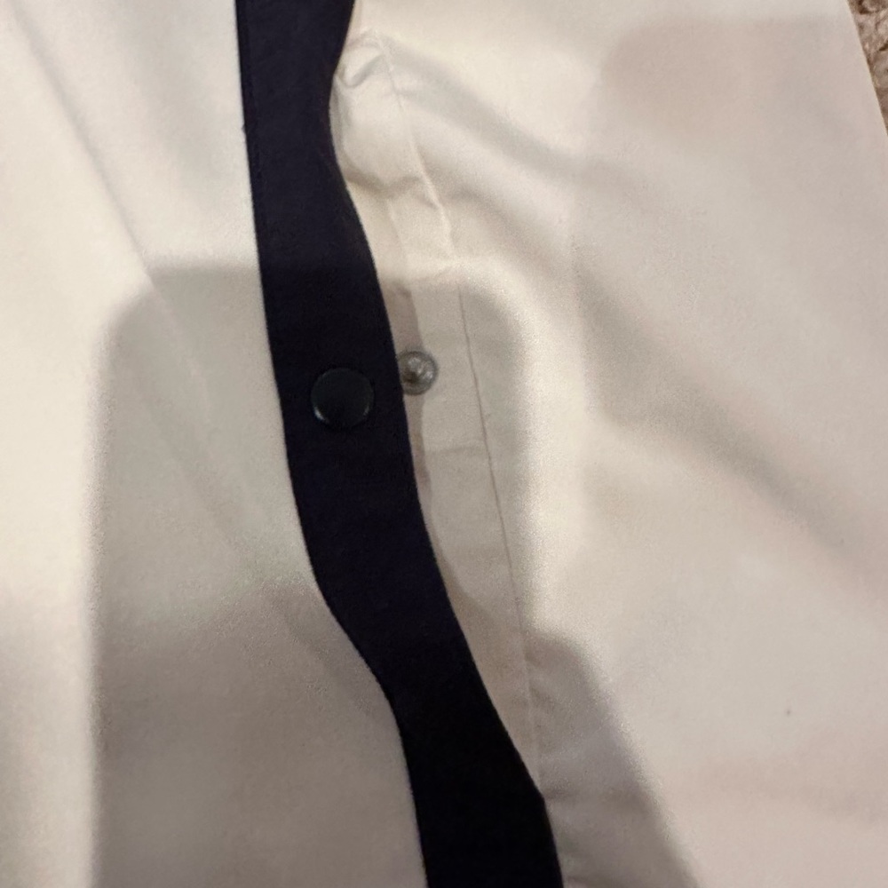 Lacoste Jacket - Picture 13 of 14